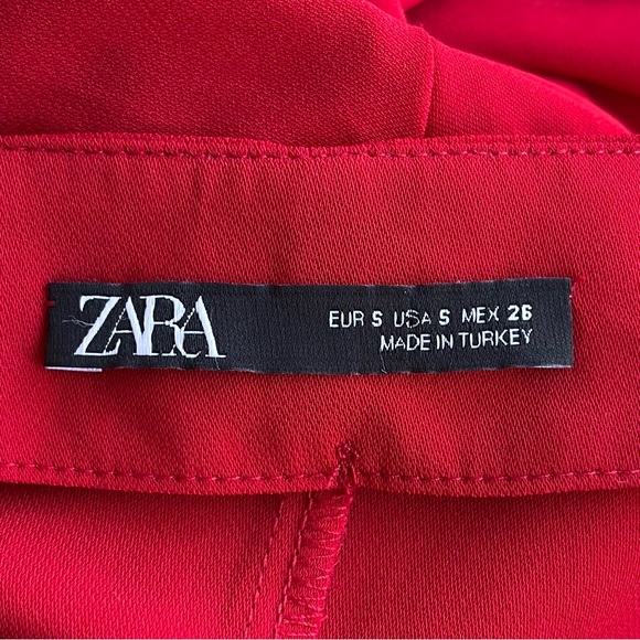 •Zara• NWT Ruffled Shift Dress - Size Small - Picture 2 of 8